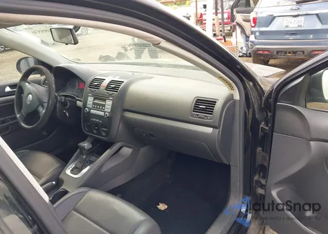 2007 Volkswagen Jetta Wolfsburg Edition z USA, uszkodzony, nr VIN 3VWEF71K17M061522